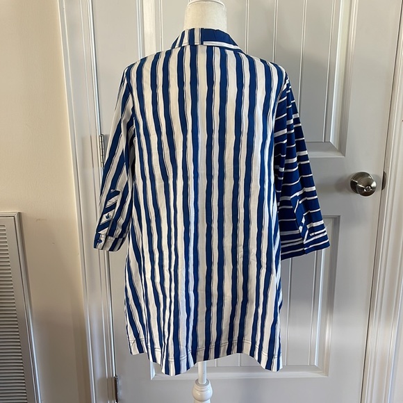 Blue and White Shirt - Picture 3 of 5